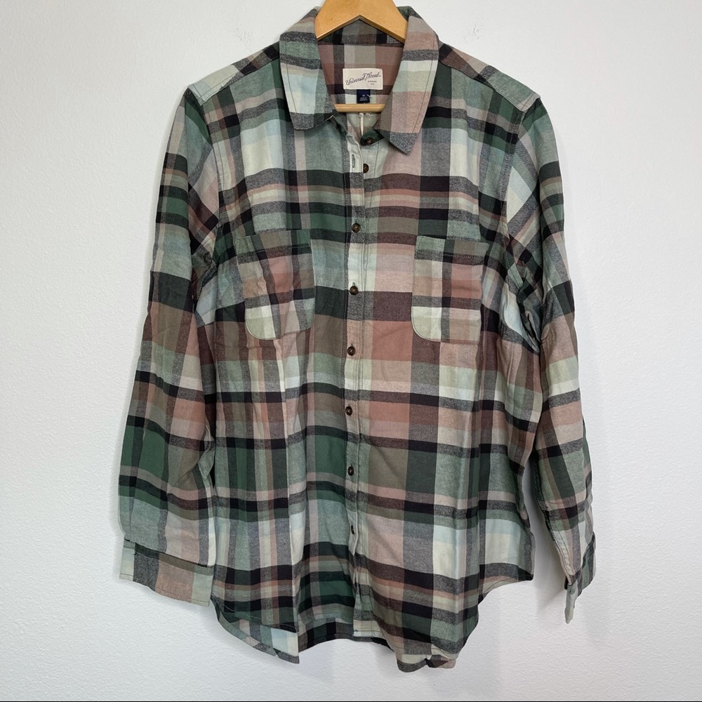 Universal Thread Sage Green Grid Plaid Button Down Shirt Shacket - Picture 2 of 10